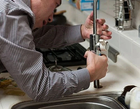 Kitchen Faucet Service